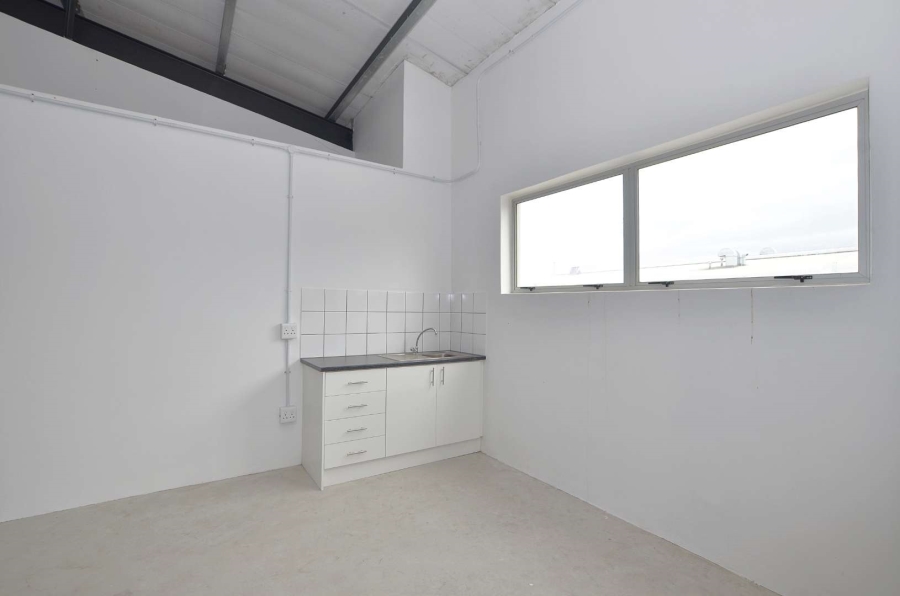 To Let Commercial Property for Rent in Dal Josafat Western Cape